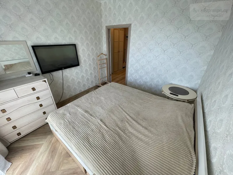 улица Ясный Берег, 1/1