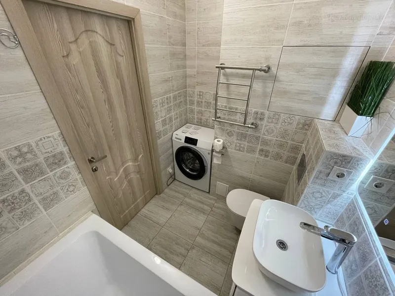 улица Ясный Берег, 1/1