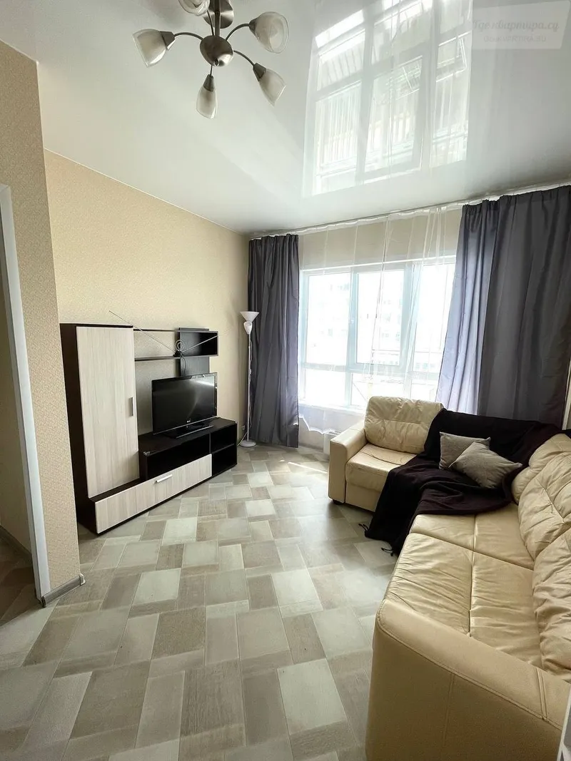 улица Ясный Берег, 3