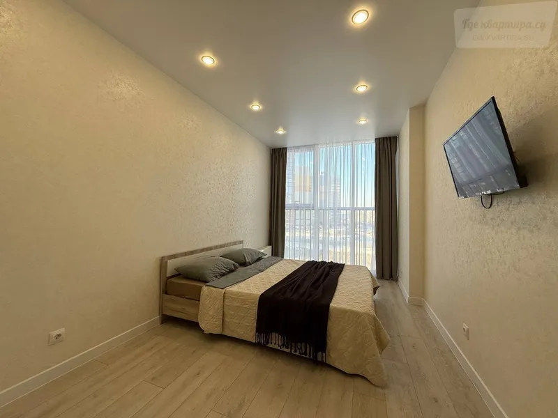 улица Ясный Берег, 12