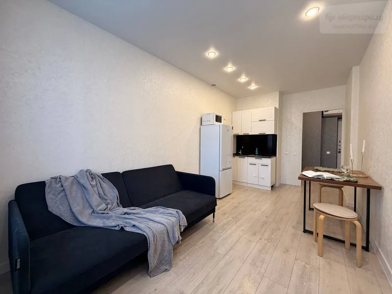 улица Ясный Берег, 12