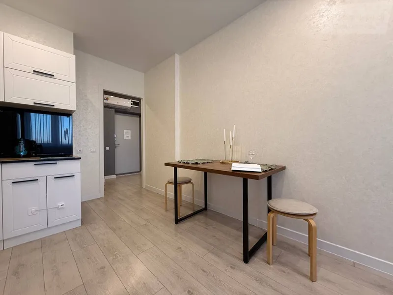 улица Ясный Берег, 12