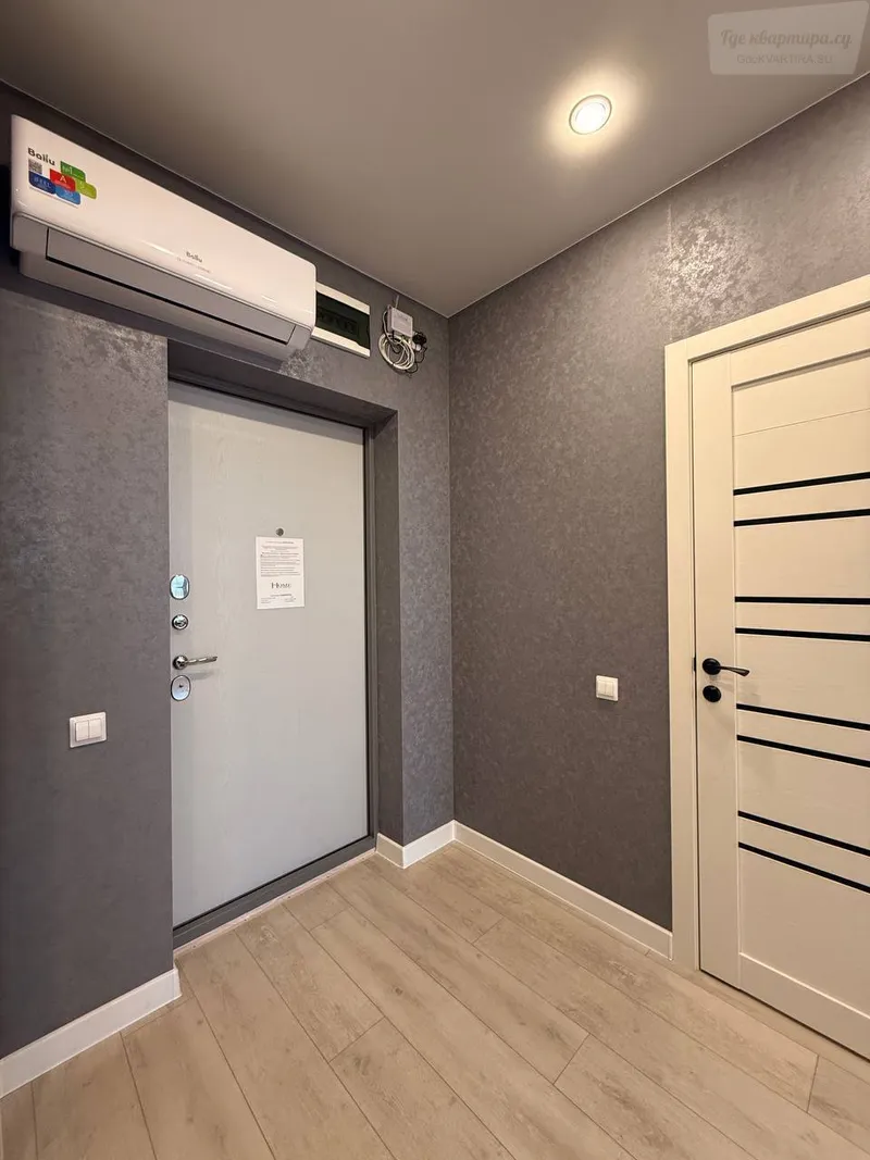 улица Ясный Берег, 12