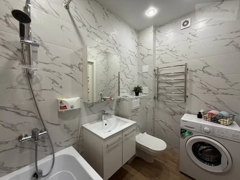 улица Ясный Берег, 12