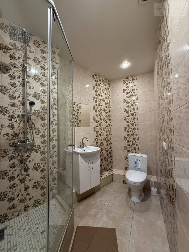 Новосибирск, 67