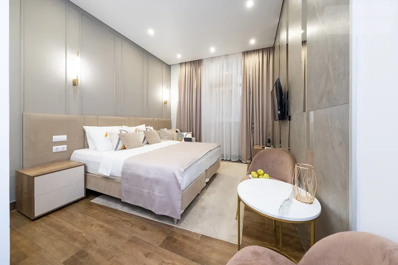 Учительская улица, 5