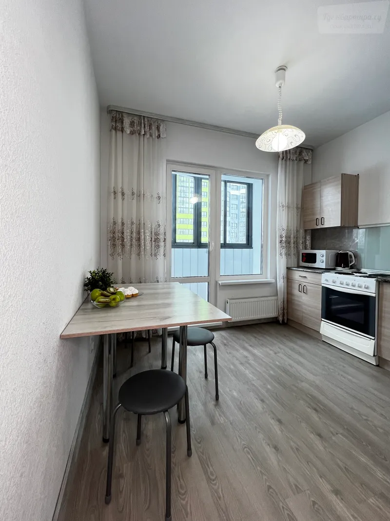 улица Ясный Берег, 33