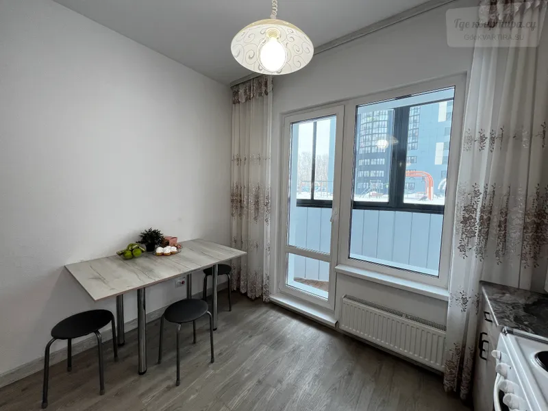 улица Ясный Берег, 33