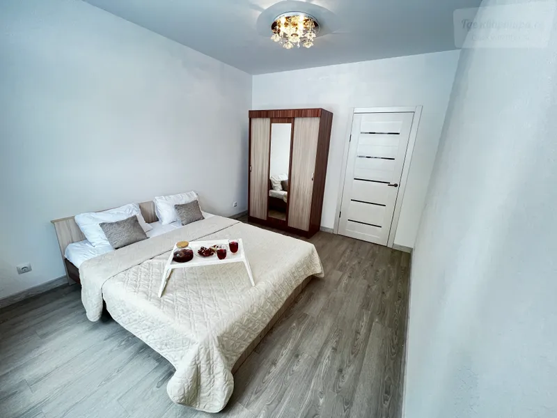 улица Ясный Берег, 33