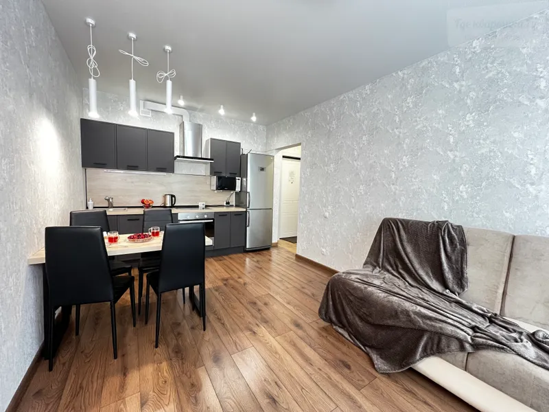 улица Ясный Берег, 33