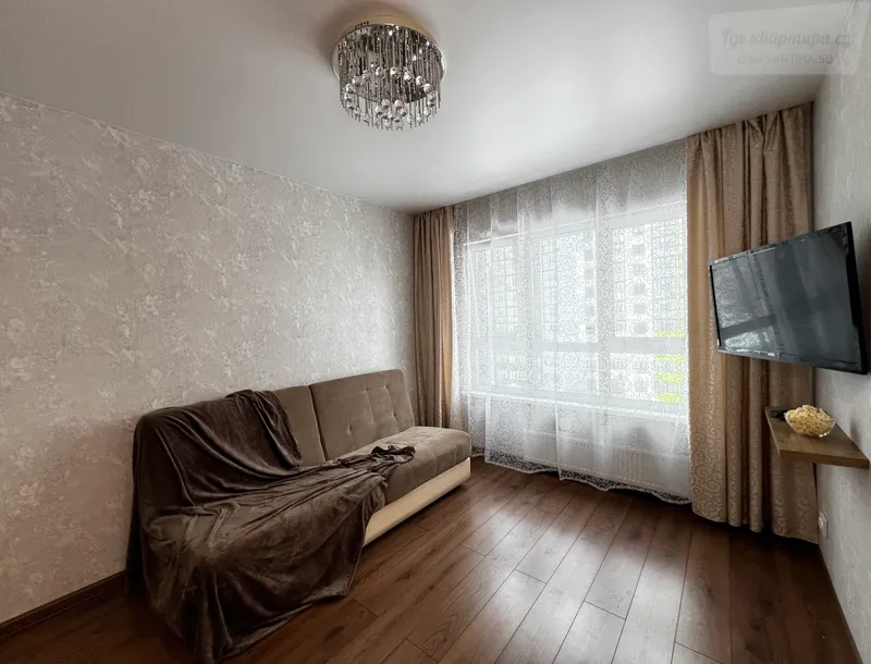 улица Ясный Берег, 33