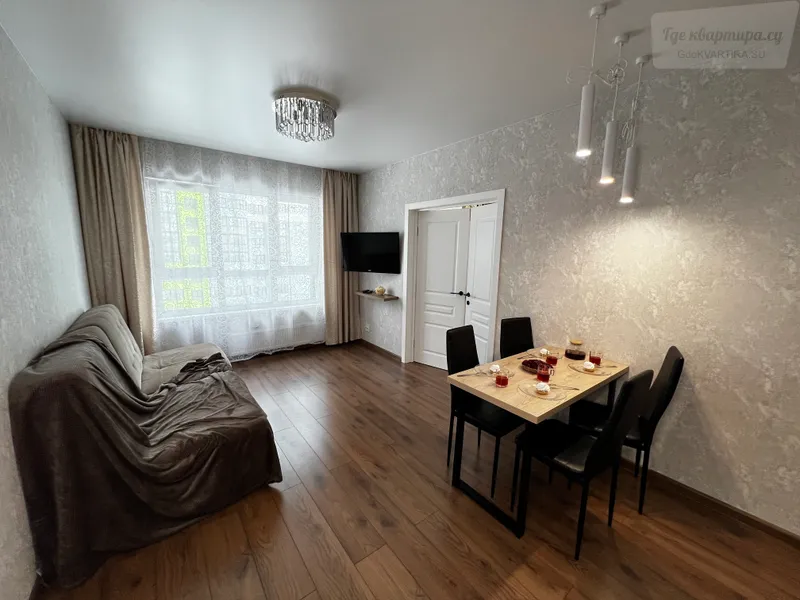 улица Ясный Берег, 33