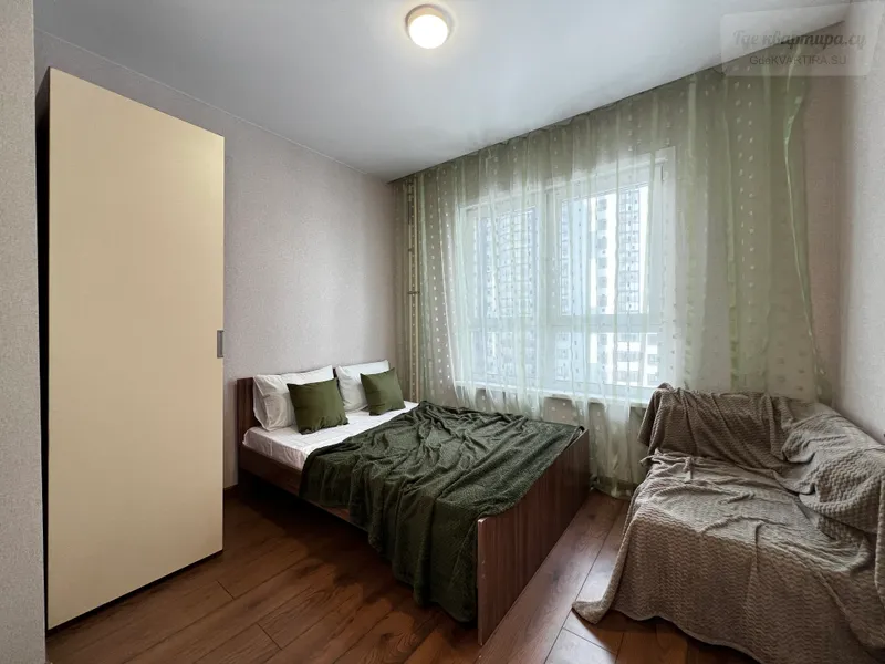 улица Ясный Берег, 33