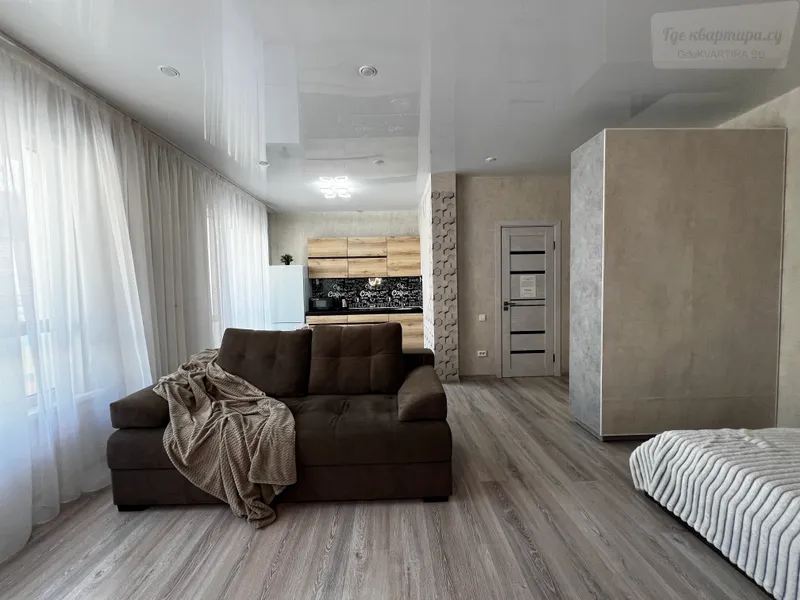 улица Ясный Берег, 5