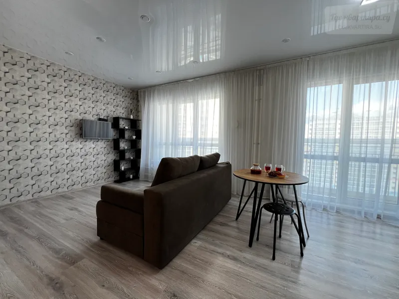 улица Ясный Берег, 5