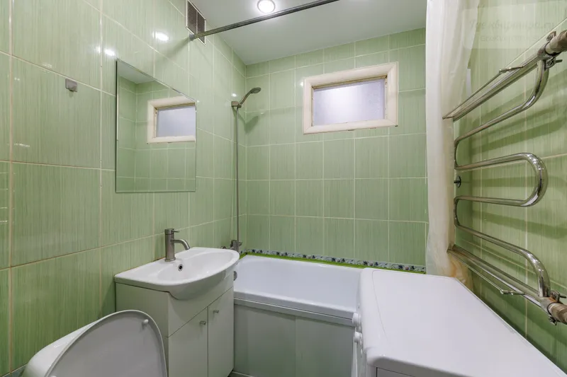 Староникитская улица, 10А