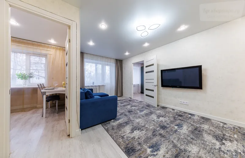 Староникитская улица, 10