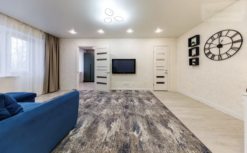 Староникитская улица, 10