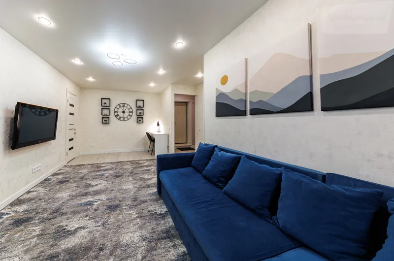 Староникитская улица, 10