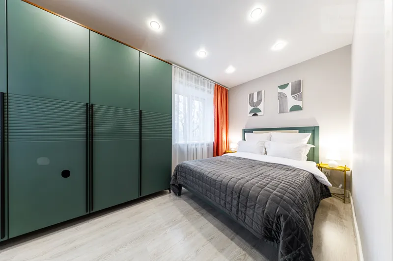 Староникитская улица, 10