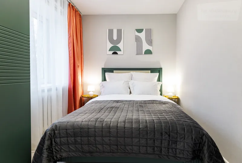 Староникитская улица, 10