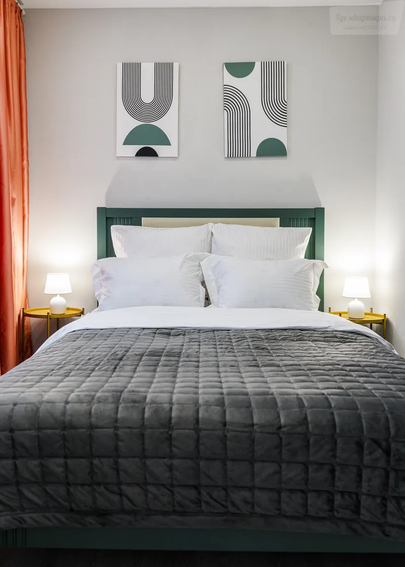 Староникитская улица, 10