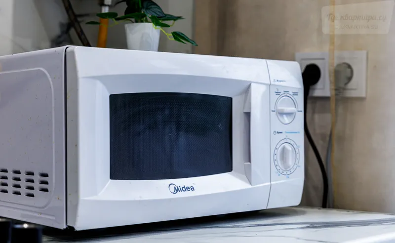 Староникитская улица, 10