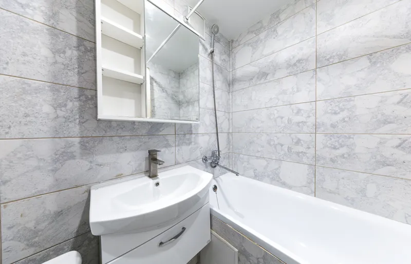 Староникитская улица, 10