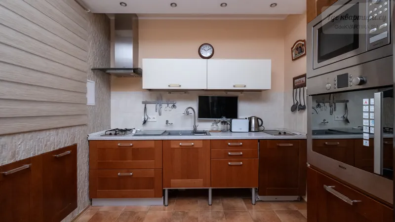 улица Щапова, 17