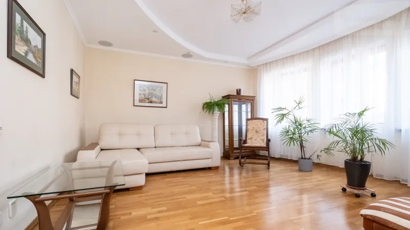 улица Щапова, 17