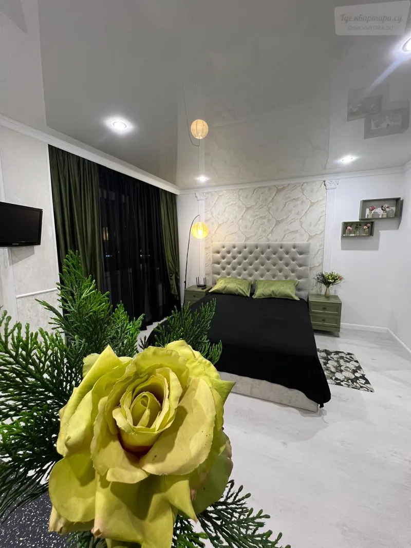 улица Авиаторов, 38