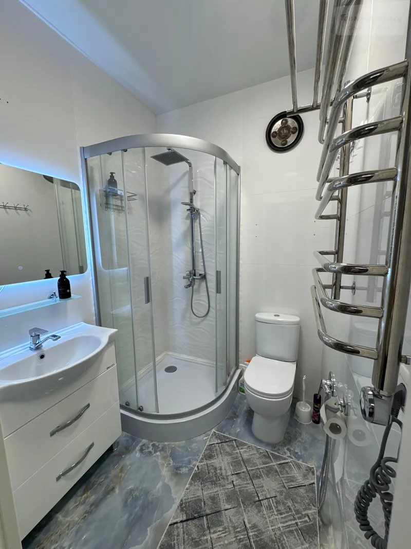 бульвар Веласкеса, 7к5