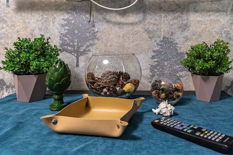 Бурнаковская улица, 105