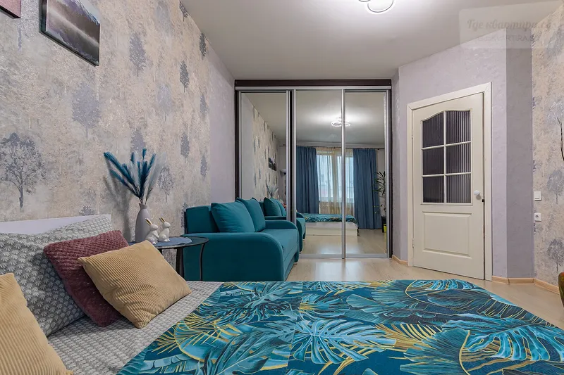 Бурнаковская улица, 105