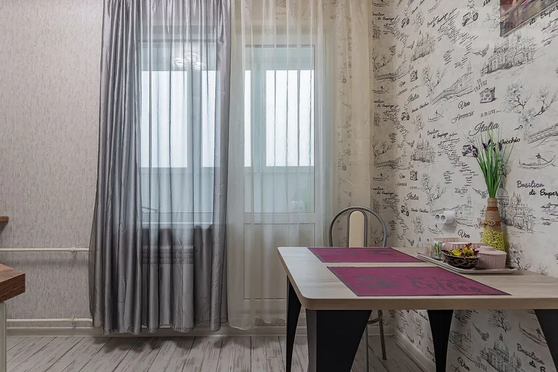 Бурнаковская улица, 105