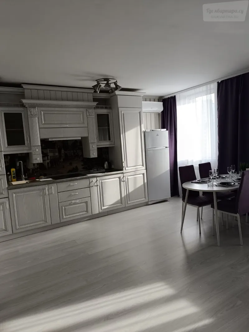 улица Авиаторов, 38