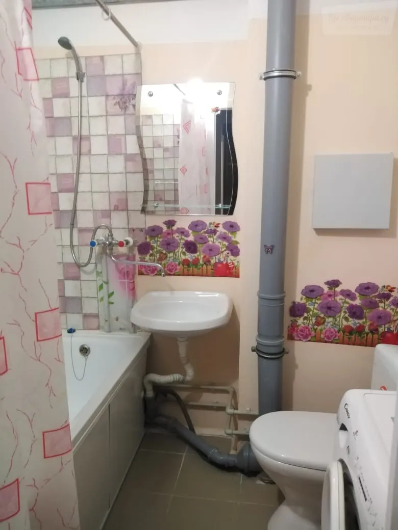 Колмовская набережная, 65