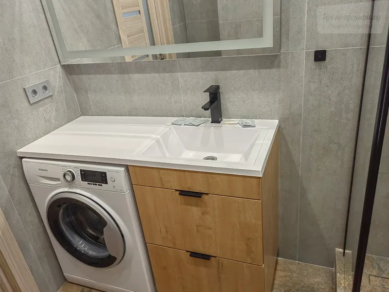 улица Петра Подзолкова, 6