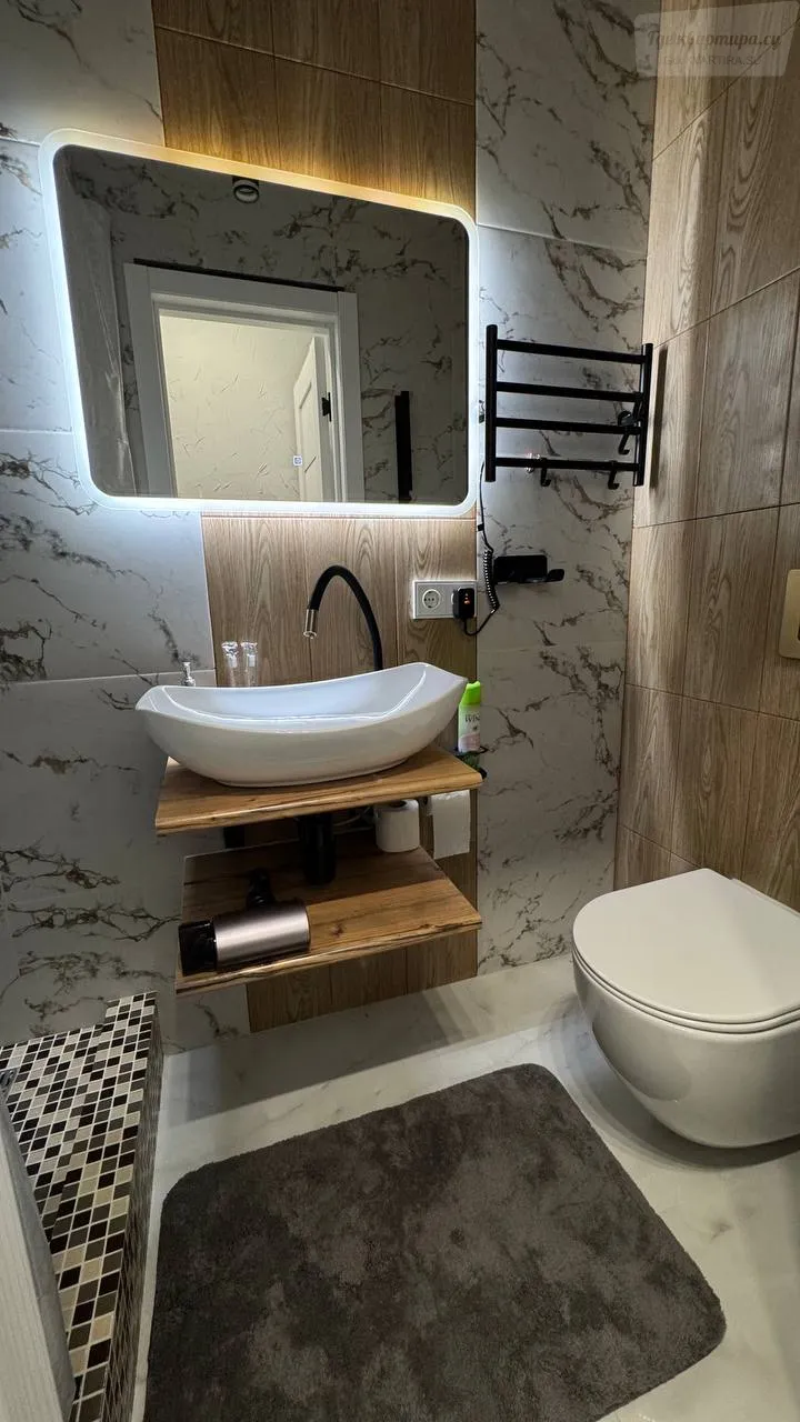 Новоостаповская улица, 20