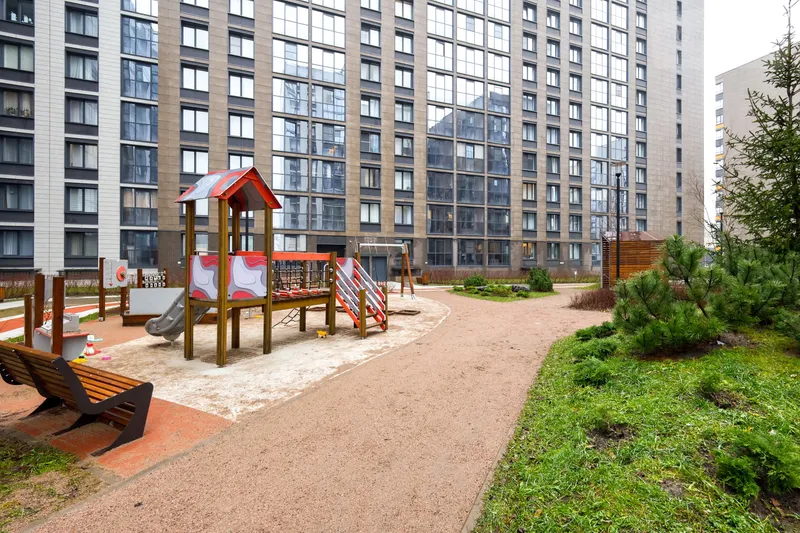 Светлановский проспект, 8