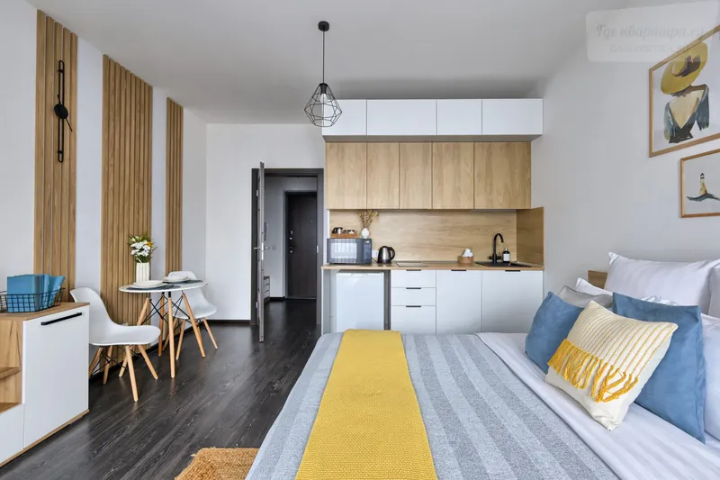 Светлановский проспект, 8