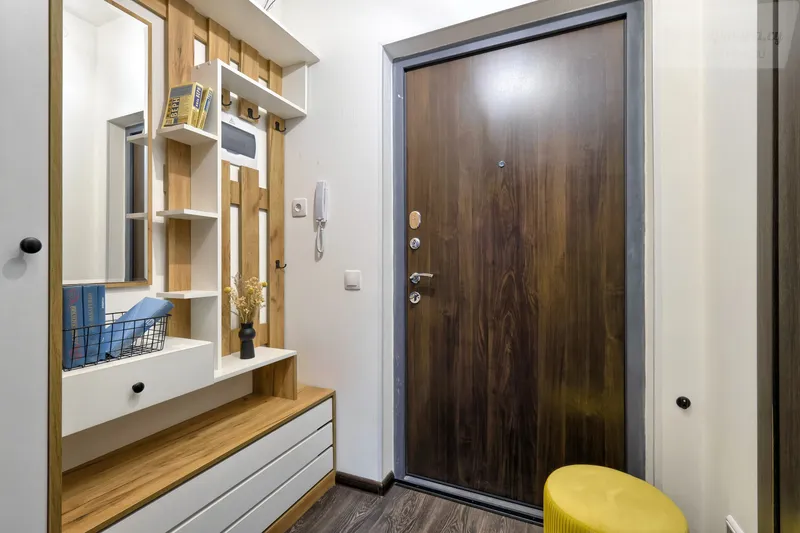 Светлановский проспект, 8