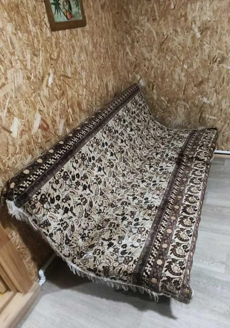 Центральная улица, 16