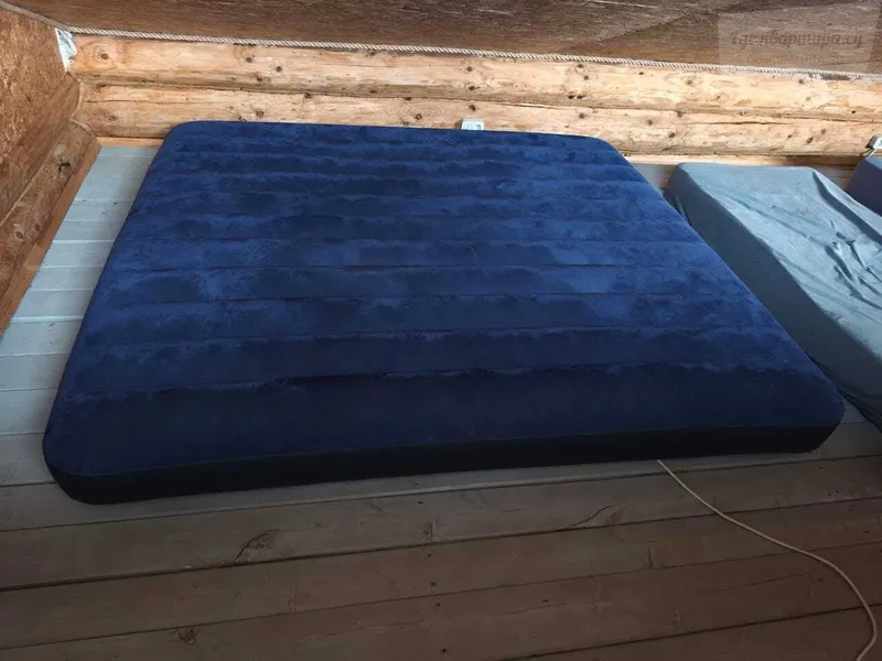 Центральная улица, 18