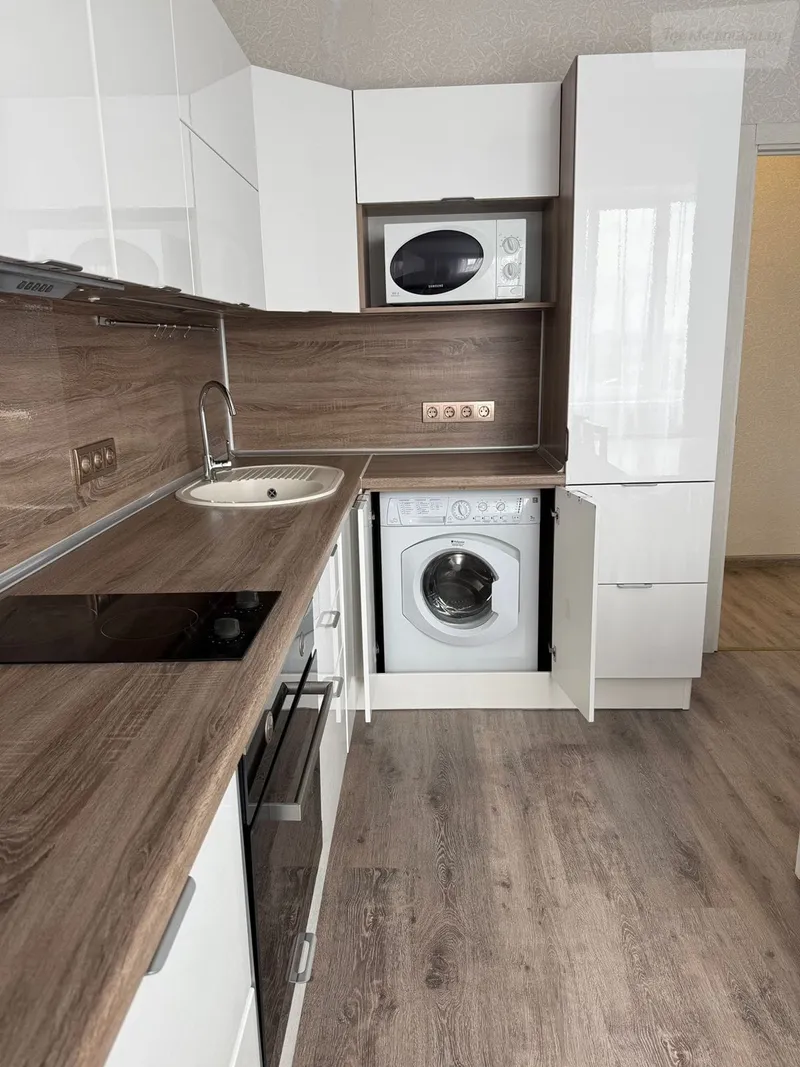 улица Сакко и Ванцетти, 77