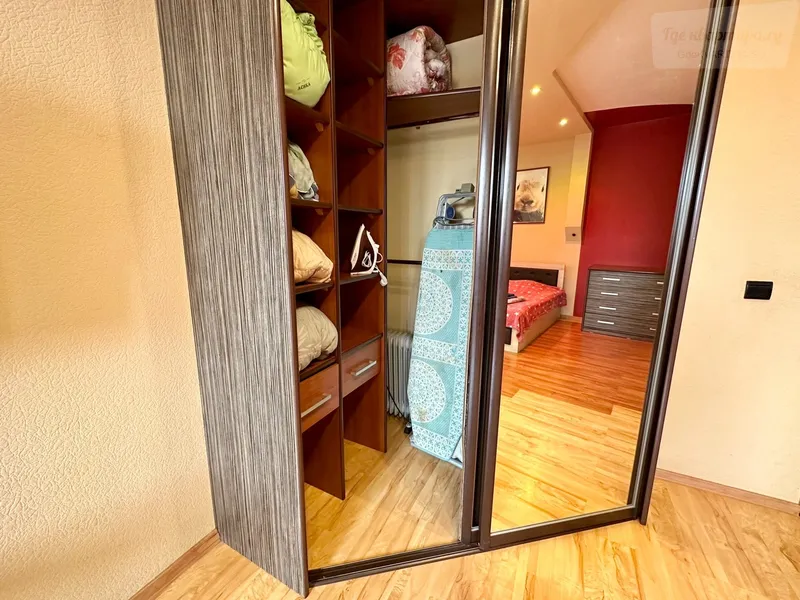 улица 50 лет Октября, 1А