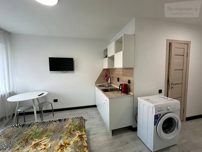 улица Мельникайте, 83