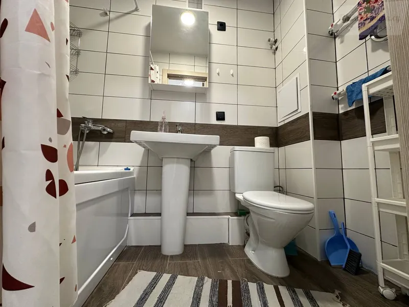 улица Мельникайте, 83