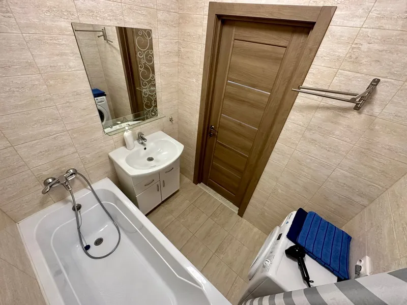 улица Дмитрия Менделеева, 2