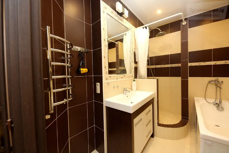 Комсомольская улица, 75